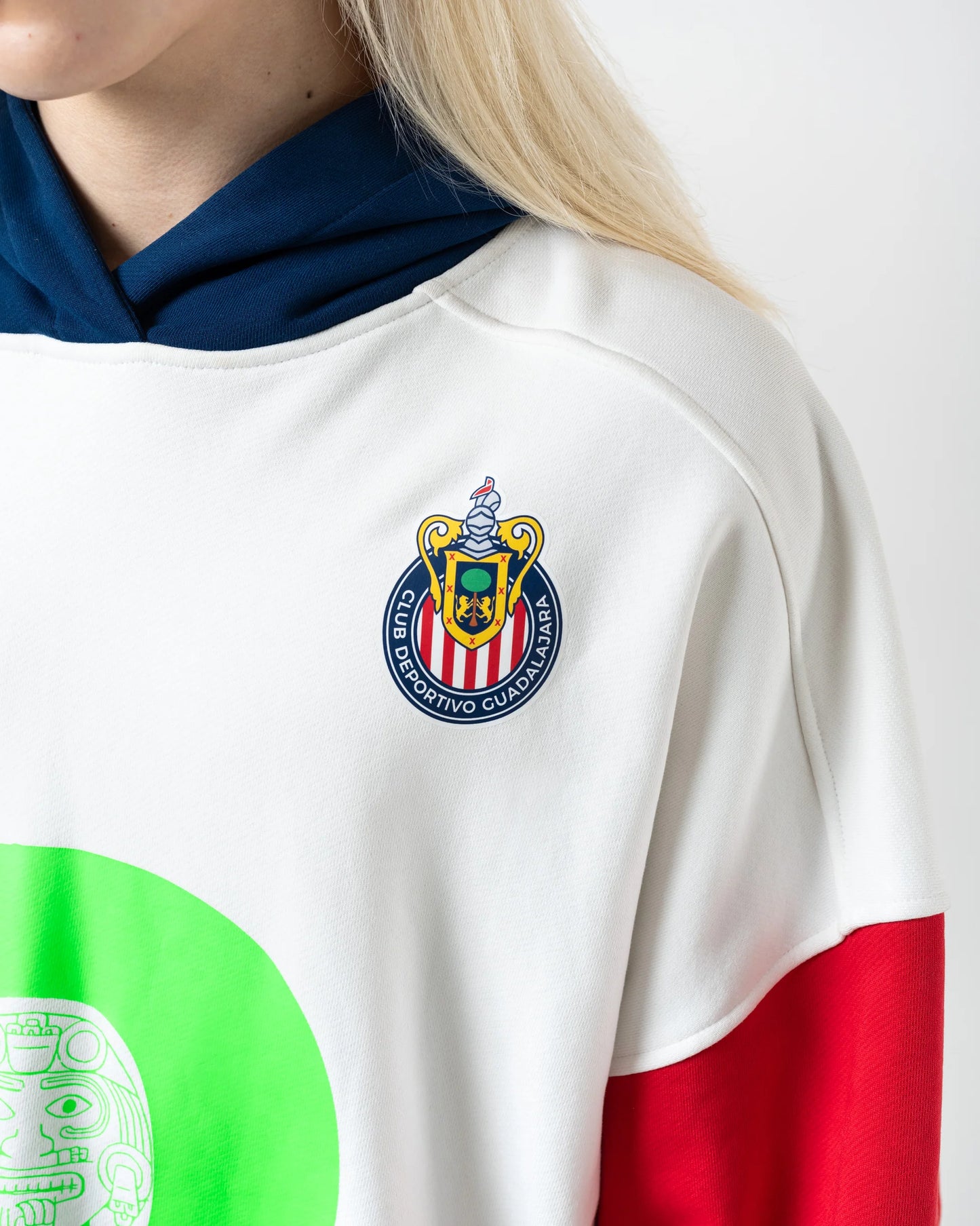 Hoodie Triunfo Chivas x Liberal Youth Ministry